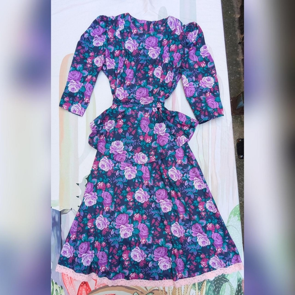 Vintage 80's Tabby of California Purple & Green Floral Rose Peplum Dress